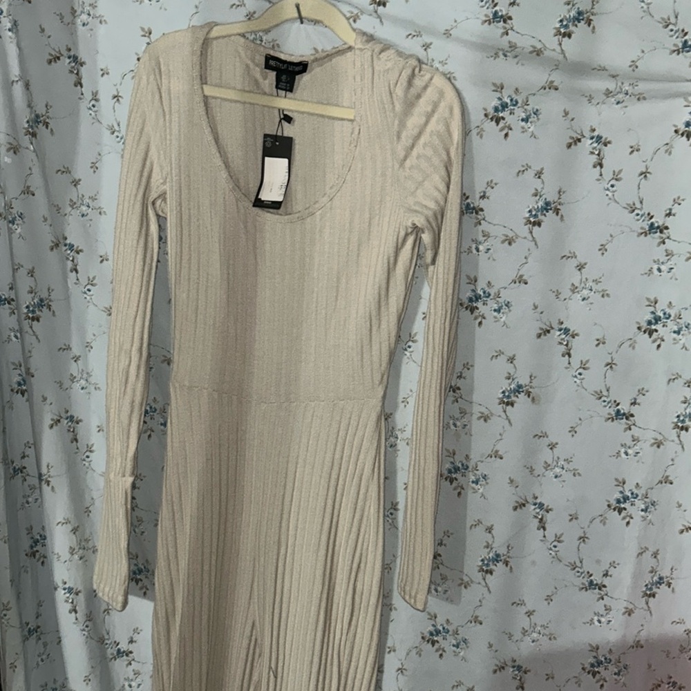Pretty little things size 4 never worn